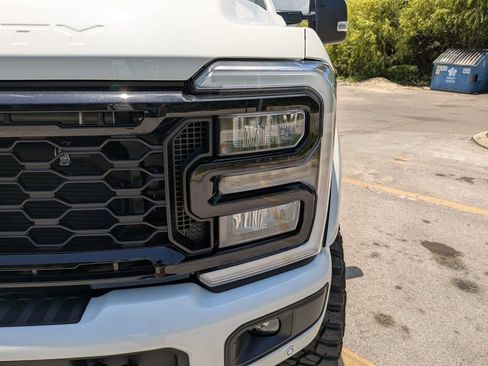 New 2026 Ford F250 Lariat w/ Black Appearance Package AWD/4WD image 14