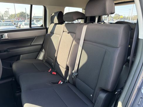 New 2026 Hyundai Santa Fe SE image 6