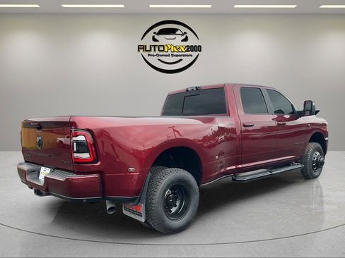 Used 2024 RAM 3500 Laramie w/ Night Edition AWD/4WD image 6