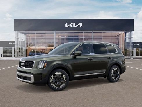 Used 2025 Kia Telluride EX w/ EX Captain's Chair Package AWD/4WD image 3
