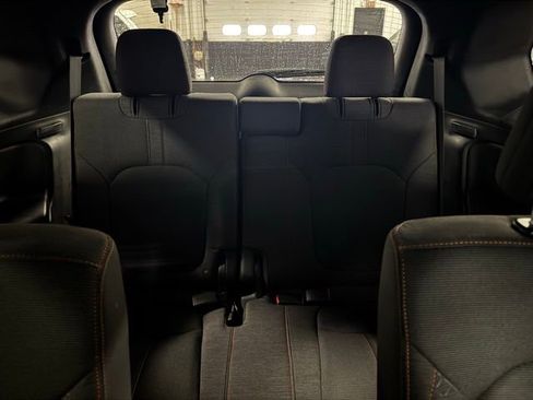 Used 2023 Honda Pilot Sport image 19