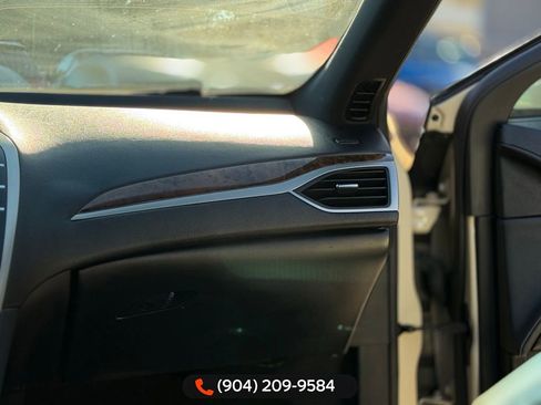 Used 2018 Lincoln MKZ Reserve image 17