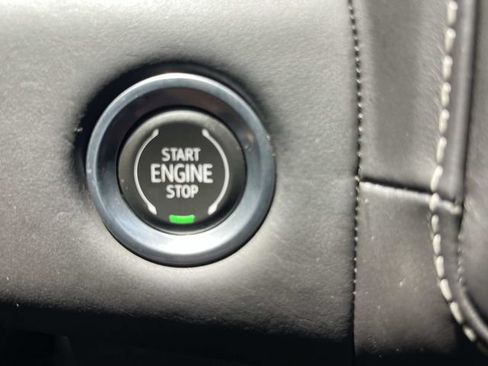 Used 2023 GMC Yukon XL Denali Ultimate AWD/4WD image 43