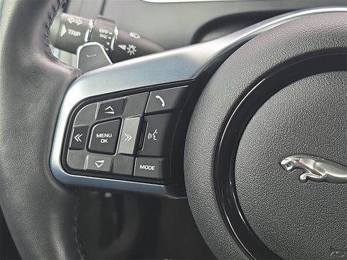 Certified 2023 Jaguar F-TYPE P450 image 15