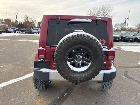 Used 2012 Jeep Wrangler Unlimited Sahara w/ Connectivity Group image 7