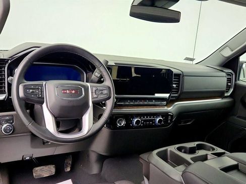 Used 2023 GMC Sierra 1500 Elevation AWD/4WD image 11