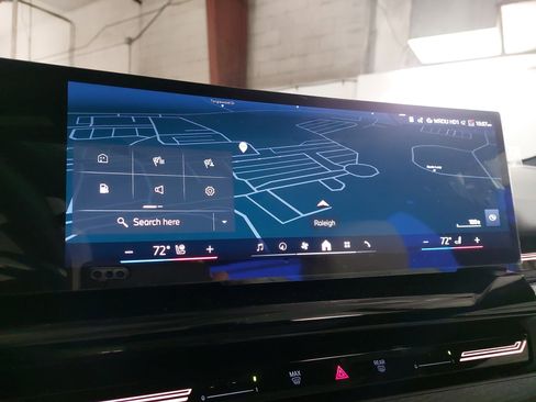 New 2026 BMW 530i w/ Premium Package image 25