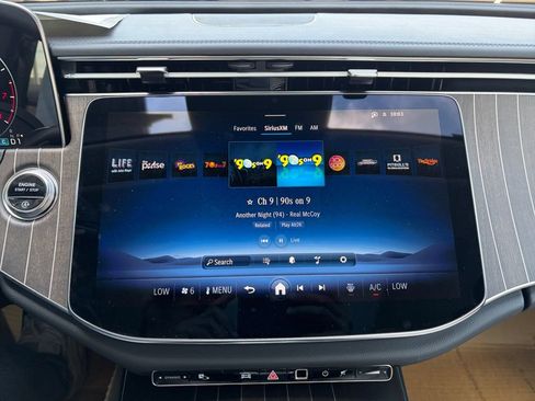 New 2026 Mercedes-Benz E 350 4MATIC Sedan image 24