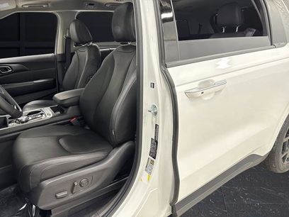 Used 2025 Kia Carnival SX w/ SX Dark Edition Package