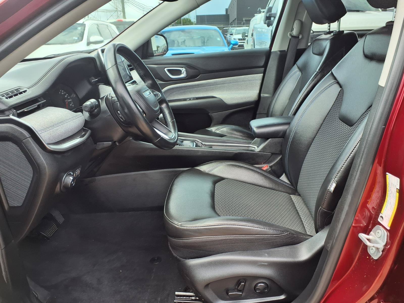 Used 2022 Jeep Compass Latitude w/ Convenience Group FWD image 20