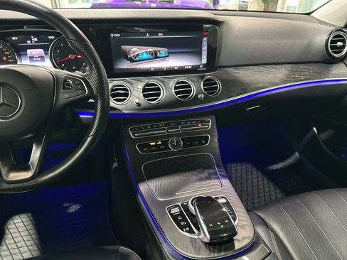Used 2018 Mercedes-Benz E 300 4MATIC image 4