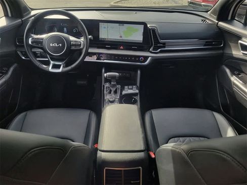 Used 2025 Kia Sportage X-Line w/ Premium Package image 14