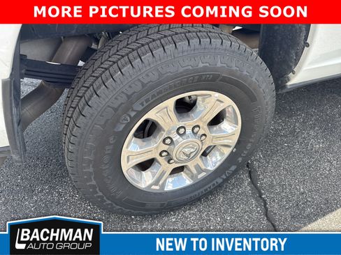 Used 2024 RAM 3500 Big Horn AWD/4WD image 5