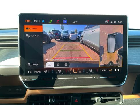 New 2025 Volkswagen ID. Buzz Pro S Plus image 17