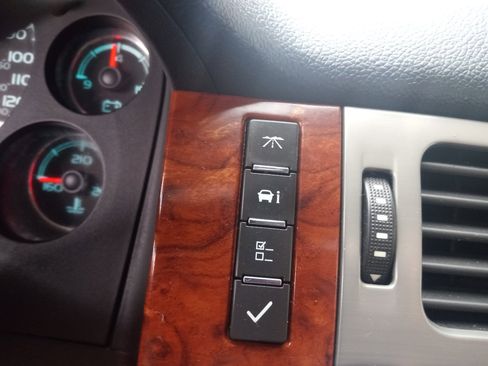 Used 2013 GMC Yukon SLE w/ Convenience Package image 16