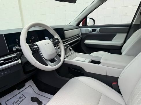 Certified 2025 Hyundai Santa Fe SEL AWD/4WD image 4