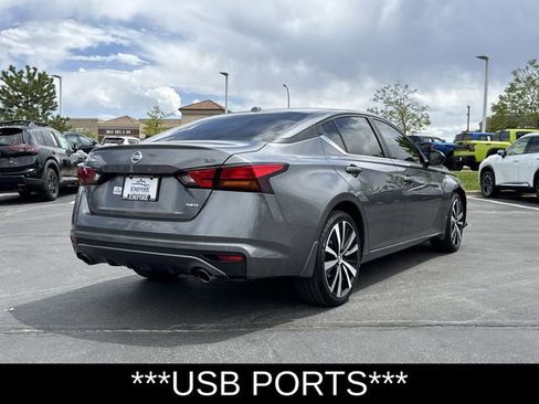 Used 2022 Nissan Altima 2.5 SR AWD/4WD image 5