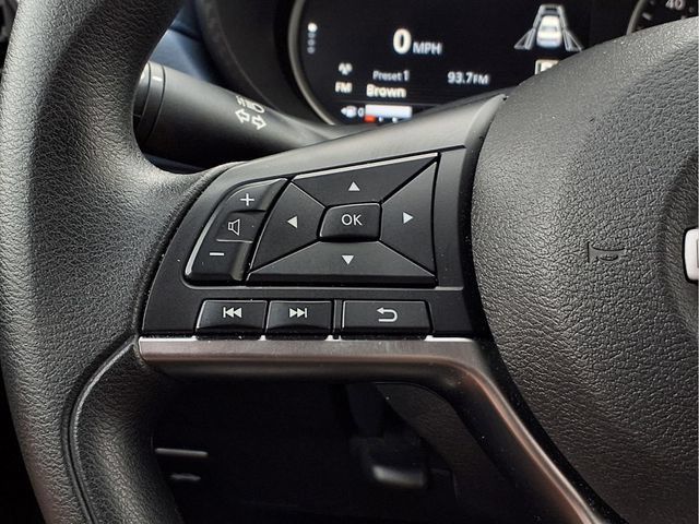 Used 2025 Nissan Versa SV FWD image 12