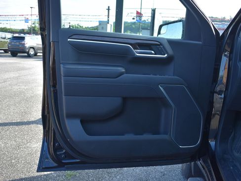 Used 2022 GMC Sierra 1500 Elevation AWD/4WD image 10
