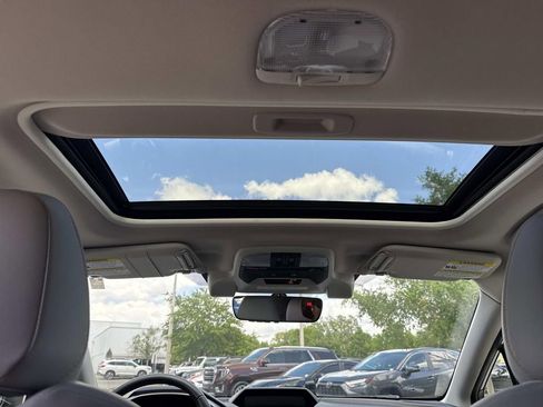 Used 2019 Subaru Crosstrek 2.0i Limited w/ Moonroof Package w/Navigation image 22