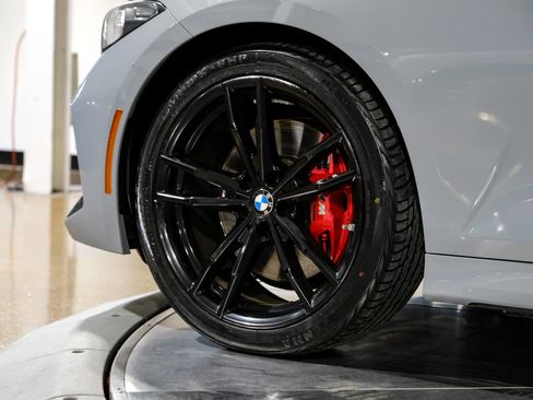 Used 2023 BMW 330i xDrive Sedan w/ M Sport Package image 59