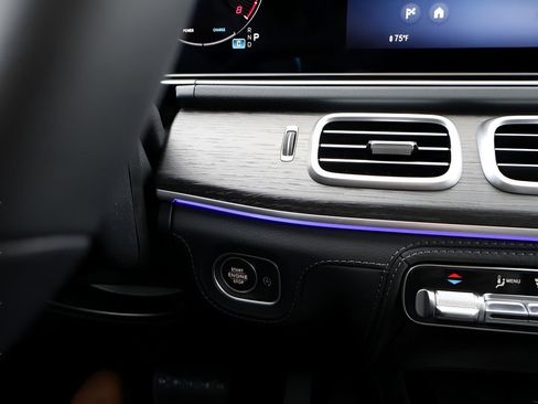 New 2026 Mercedes-Benz GLE 450 4MATIC image 30