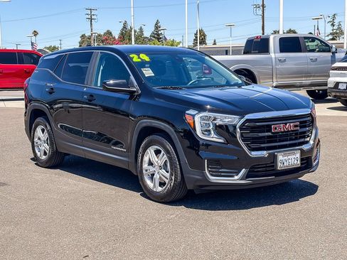 Used 2024 GMC Terrain SLE FWD image 5