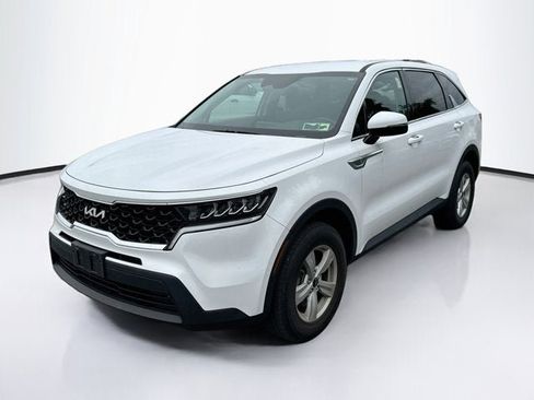 Certified 2023 Kia Sorento LX AWD/4WD image 1