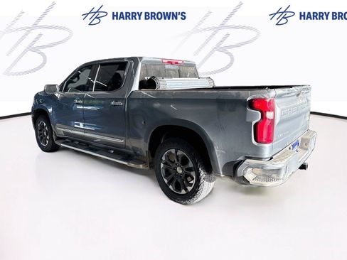 Used 2024 Chevrolet Silverado 1500 High Country w/ Technology Package AWD/4WD image 2