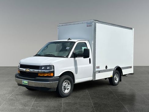 New 2025 Chevrolet Express 3500 w/ Power Convenience Package RWD image 3