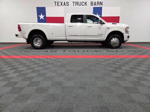 Used 2020 RAM 3500 Limited image 15