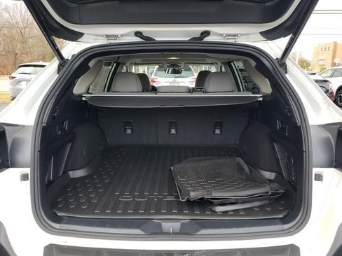 Certified 2022 Subaru Outback Premium image 5