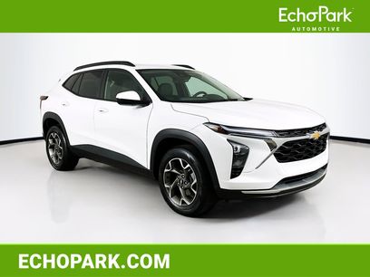 Used 2025 Chevrolet Trax LT
