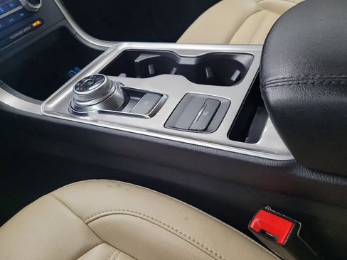 Used 2023 Ford Edge SEL image 26