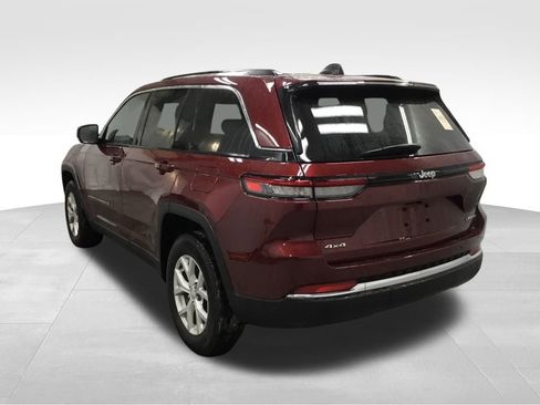Used 2023 Jeep Grand Cherokee Limited w/ Trailer Tow Prep Group (B) image 15