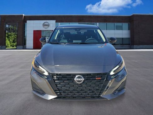 New 2026 Nissan Altima 2.5 SR image 6