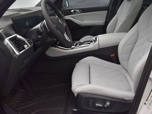 Used 2026 BMW X5 sDrive40i w/ Parking Assistance Package RWD image 12