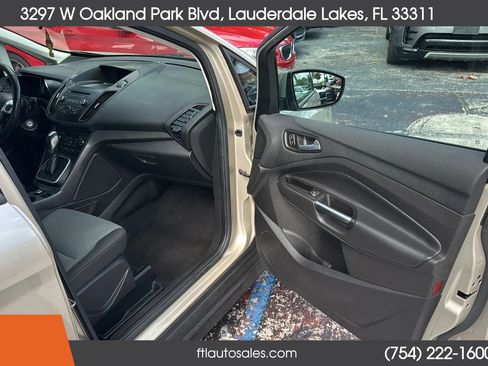 Used 2017 Ford C-MAX Energi SE FWD image 35