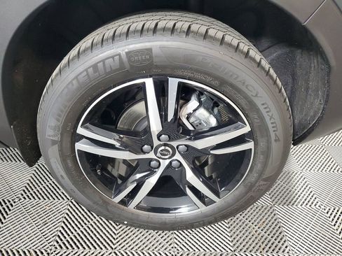 New 2026 Volvo XC40 B5 Core image 11