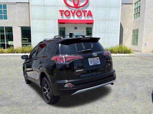 Used 2016 Toyota RAV4 SE w/ Advanced Technology Package FWD image 5