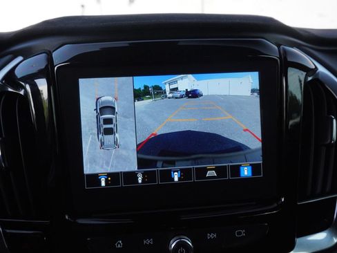 Used 2023 Chevrolet Traverse RS w/ LPO, Floor Liner Package AWD/4WD image 51