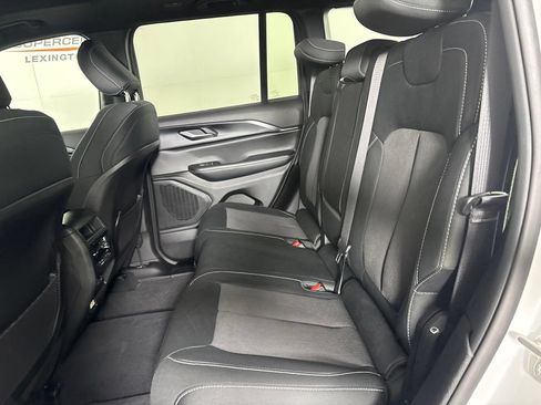 Used 2024 Jeep Grand Cherokee Laredo X w/ Luxury Tech Group I AWD/4WD image 25