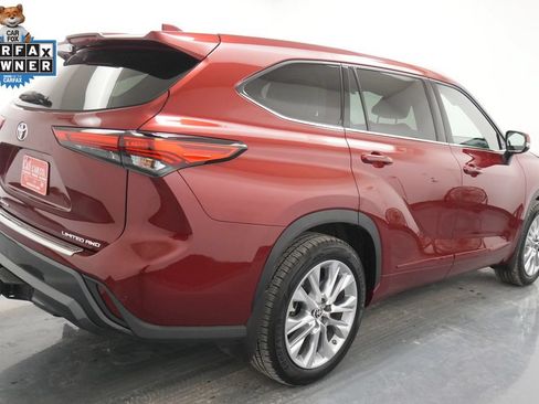 Used 2020 Toyota Highlander Limited AWD/4WD image 9