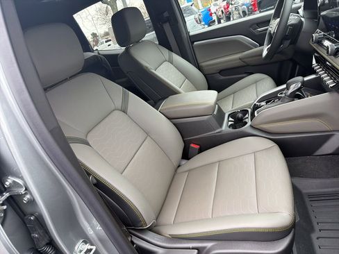 New 2026 Chevrolet Colorado ZR2 w/ Technology Package image 24