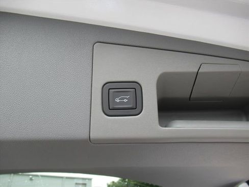 New 2025 Cadillac XT5 Premium Luxury w/ Technology Package image 34