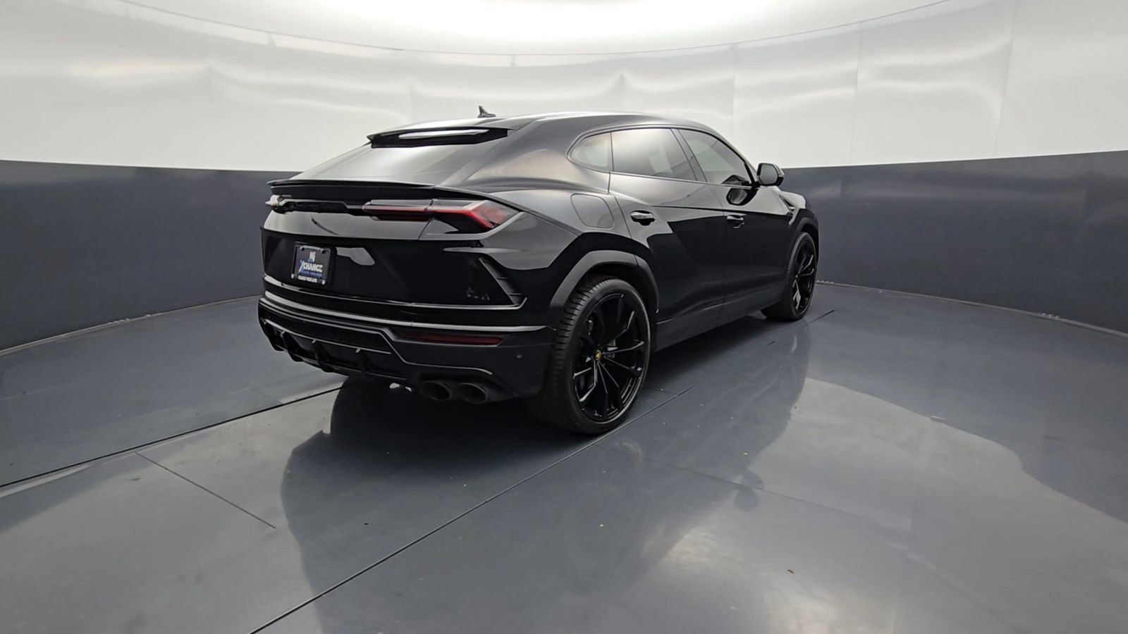 Used 2022 Lamborghini Urus AWD/4WD image 59