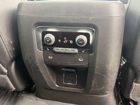 Used 2024 GMC Yukon Denali w/ Max Trailering Package AWD/4WD image 28