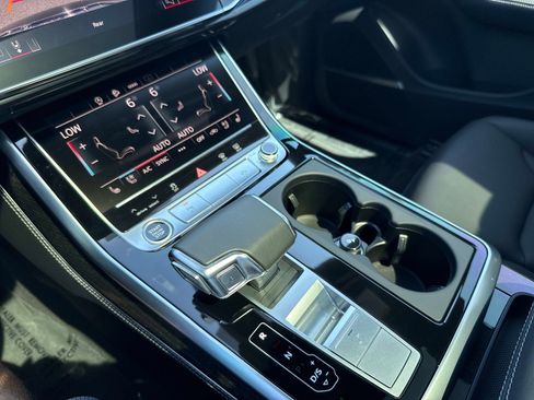 Used 2025 Audi Q7 3.0T Premium Plus image 25