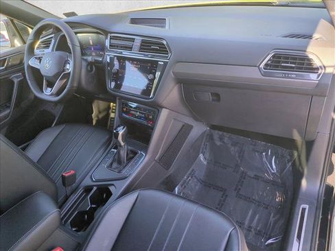 Used 2024 Volkswagen Tiguan SE R-Line FWD image 22