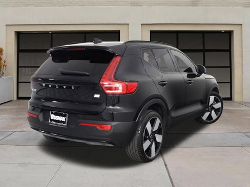 Certified 2023 Volvo XC40 Recharge Ultimate w/ Protection Package Premier AWD/4WD image 4